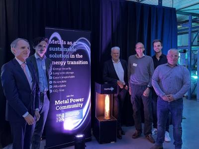 Metalot@Work september 2025 Recap: Holon 0 Ontsteekt de IJzerpoederrevolutie